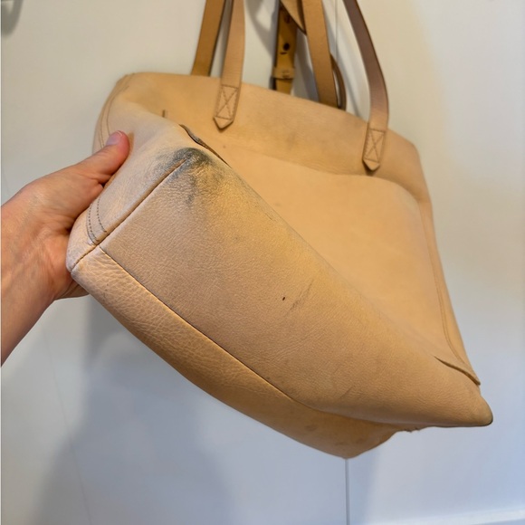 Well used Madewell medium transport tote in natural buff - Picture 12 of 12